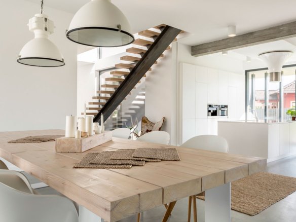 Ample apartment
